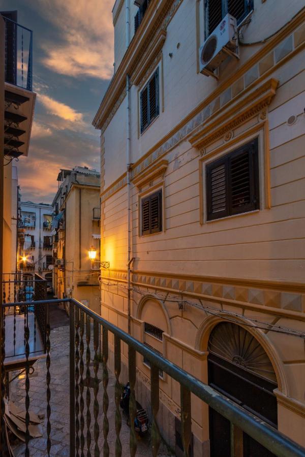 Cortile Del Greco Apartments Palermo Ngoại thất bức ảnh